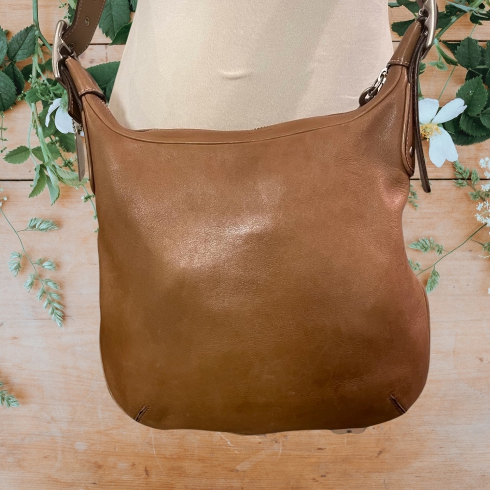 Coach Tan leather crossbody/shoulder bag - Picture 2 of 8